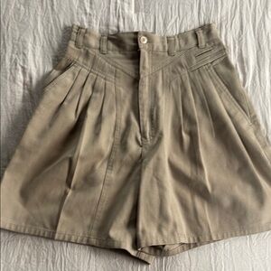 Vintage Khaki Pleated Shorts Wide Leg 7/8